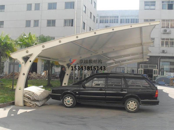 阜康膜結(jié)構(gòu)停車(chē)棚【遮陽(yáng)棚廠(chǎng)家】生產(chǎn)設(shè)計(jì)